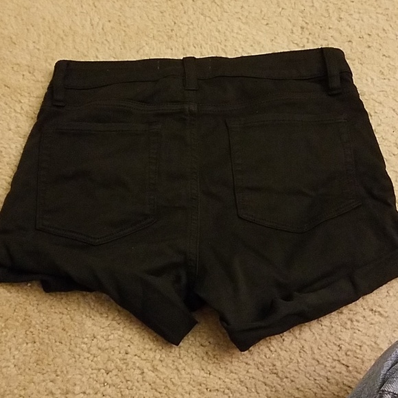 High waisted shorts - Picture 3 of 3